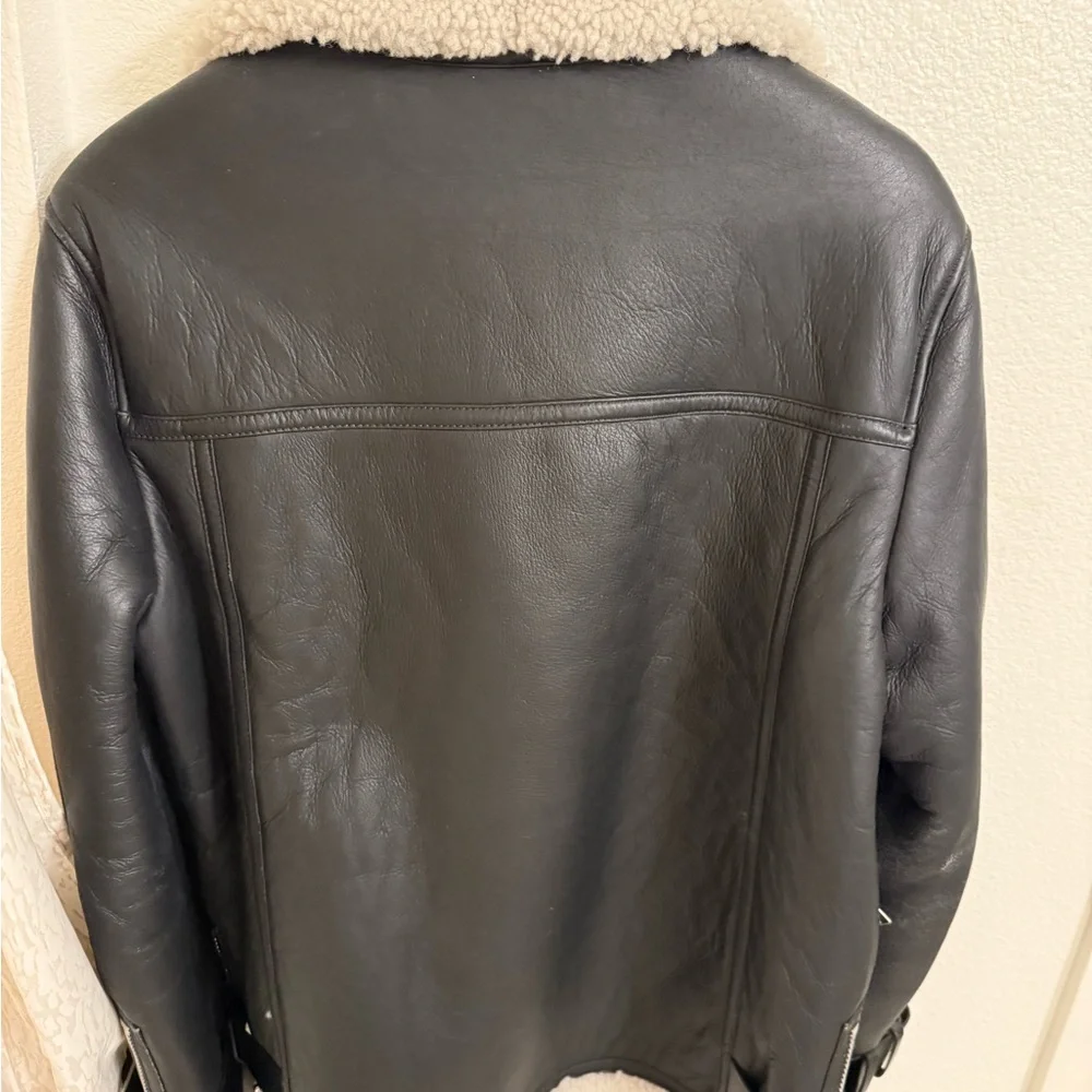 Black and Cream Shearling Leather Jacket - Picture 7 of 9